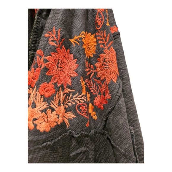 SOLD!!! COLDWATER CREEK Embroidered Swing Long - Large - Picture 6 of 9